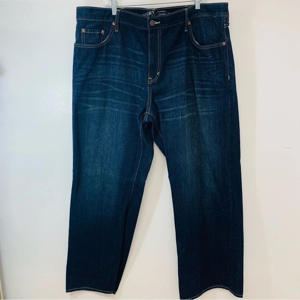 Old Navy Jeans Men Size 44x32 Loose  Straight Leg Blue Dark‎ Wash Fading